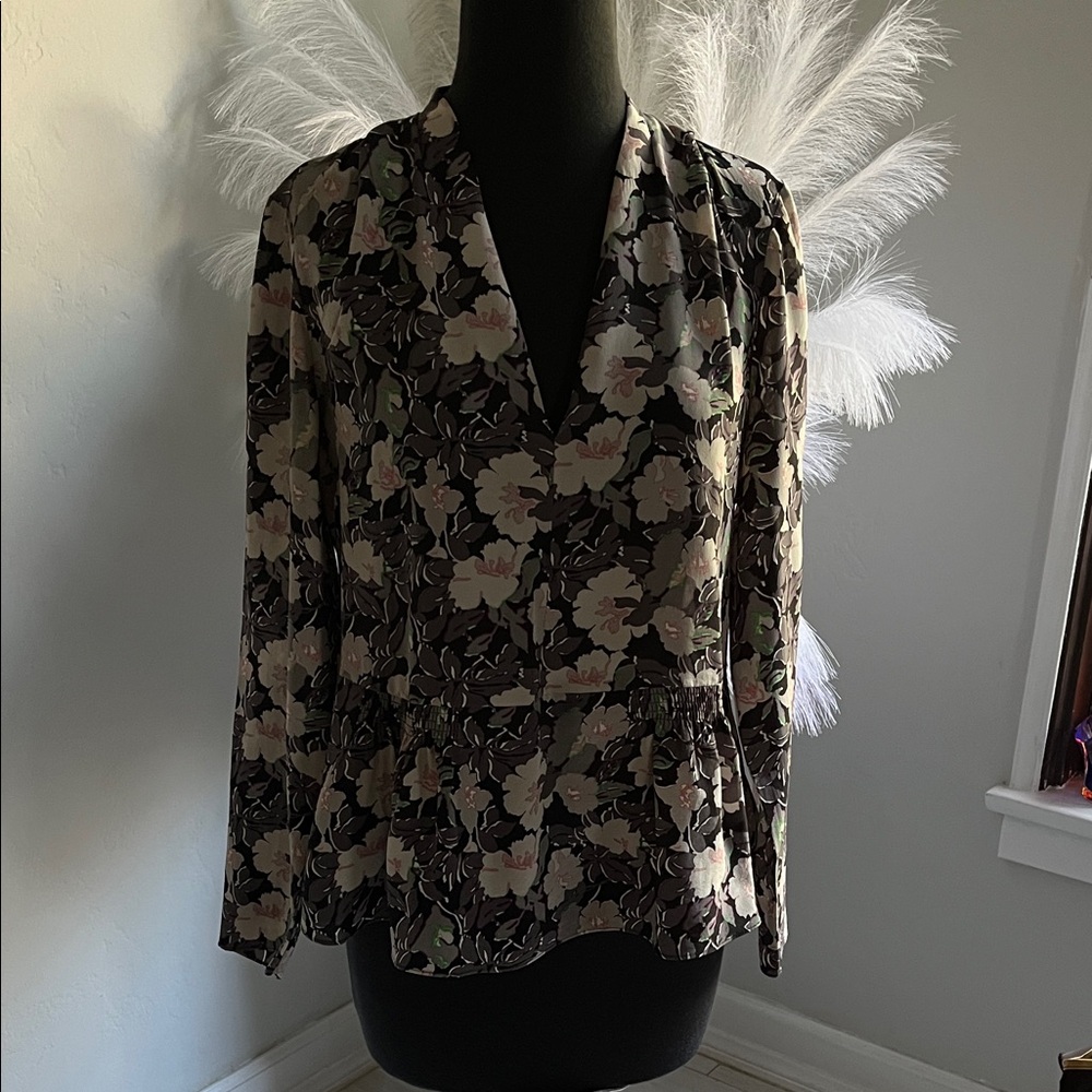 Floral V-Neck Peplum Blouse in Black and Cream